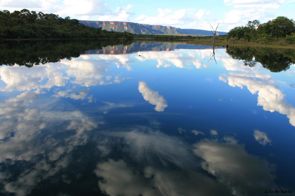 Pousada Sertao Veredas Hotel Sao Domingos de Goias Екстериор снимка